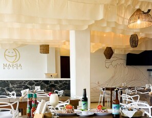 Dining - Master Suite Beachfront (Zihuatanejo)