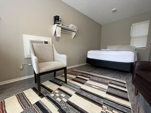 1 bedroom, bed sheets