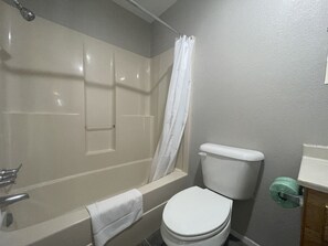 Bathroom - Cozy Duplex Style Cabin on Lake Texoma: Cabin 101 (Denison)