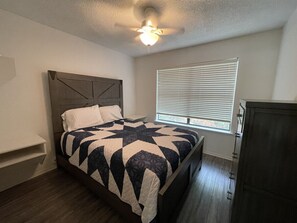 2 bedrooms, bed sheets - Duplex Style Cabin on Lake Texoma: Cabin 208 (Denison)