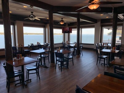 Duplex Style Cabin on Lake Texoma: Cabin 215