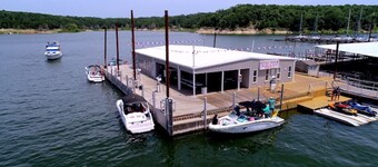 Duplex Style Cabin on Lake Texoma: Cabin 216