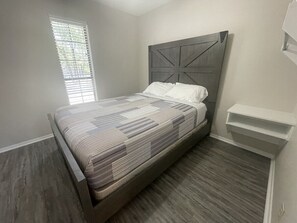 2 bedrooms, bed sheets