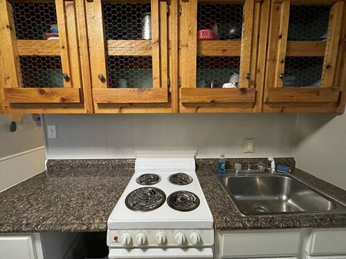 Restful cabin at Lake Texoma: Cabin 1