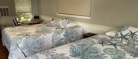 1 bedroom, bed sheets