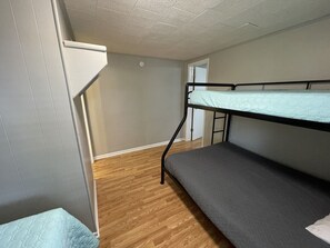 2 bedrooms