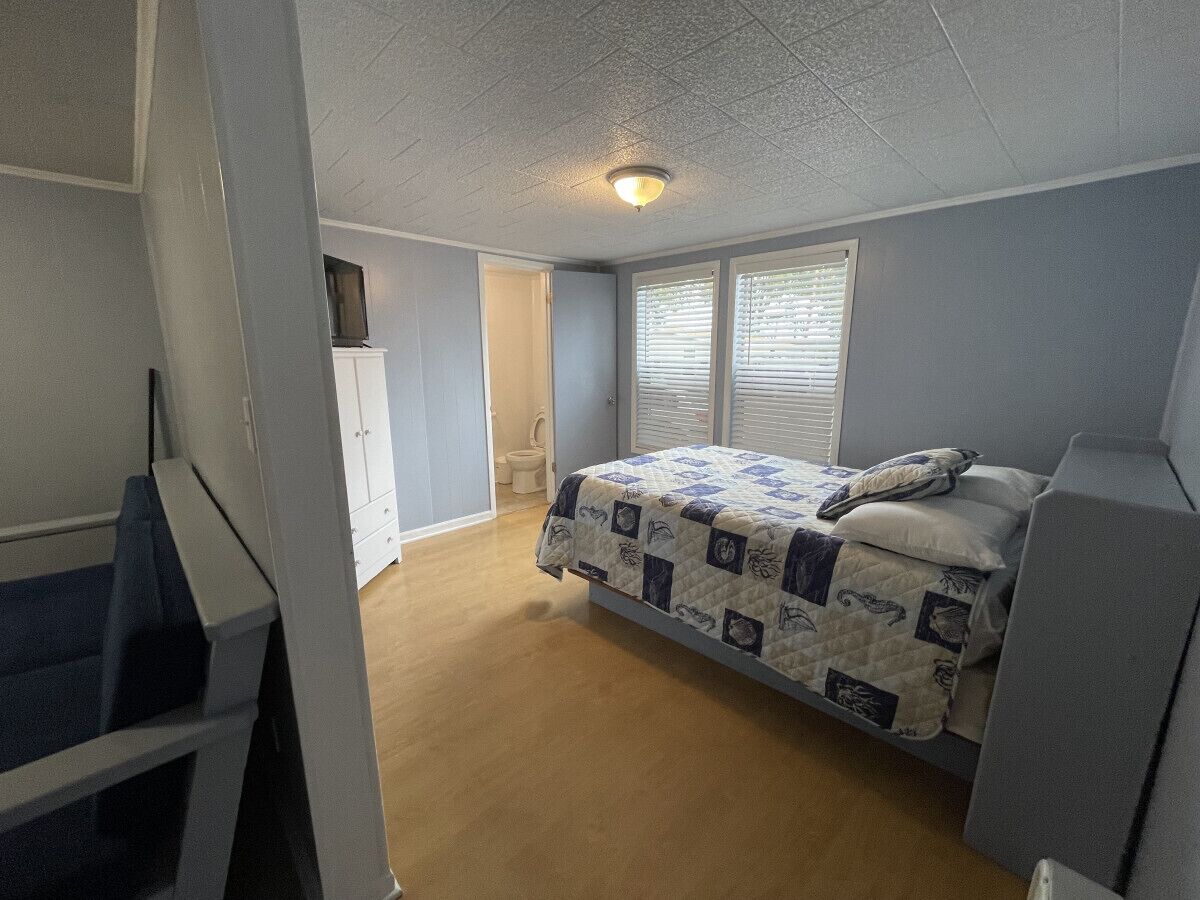 2 多间卧室、床单