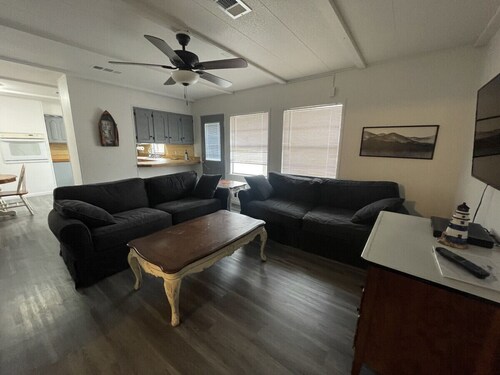 Relaxing 3 bedroom cabin at Little Mineral Marina