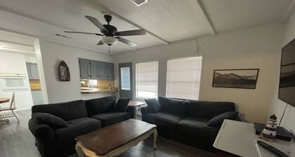 Relaxing 3 bedroom cabin at Little Mineral Marina