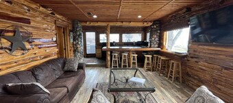 Lakeview cabin on Lake Texoma at Little Mineral