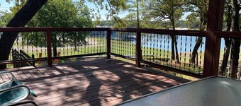 Lovely Lake House with Marina and Sunset Views