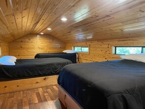 2 bedrooms, bed sheets