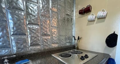 Snug 2 Bed Cabin at Mill Creek Marina: Cabin 2