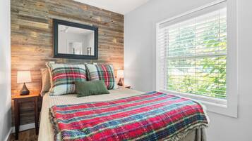 2 bedrooms, free WiFi, bed sheets