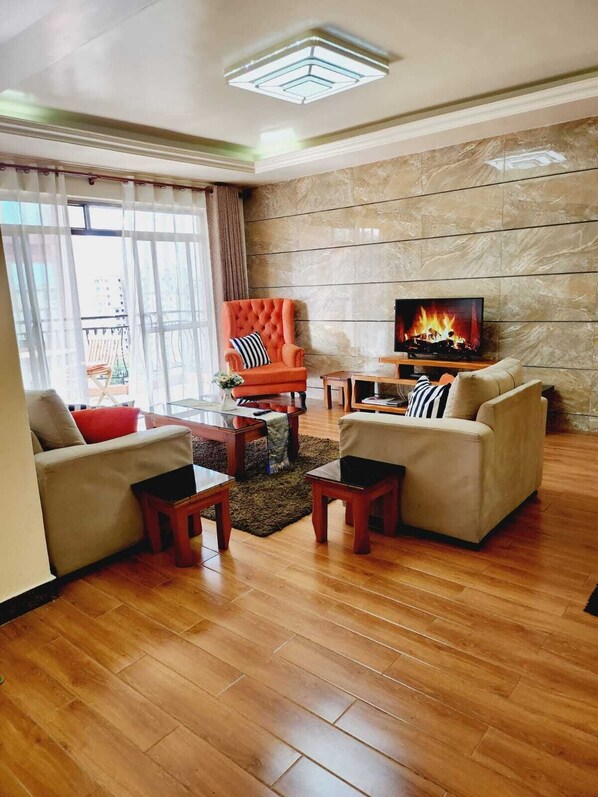 Lägenhet Design | Vardagsrum | 24-tums smart-tv med digitalkanaler