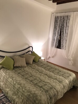 1 bedroom, iron/ironing board, WiFi, bed sheets - Carina house Venice Italy (Venezia)