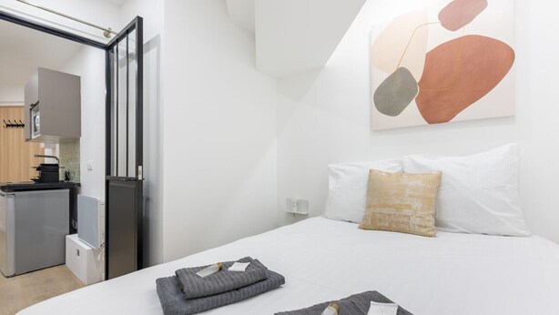 Unclassified image, 1 of 6, button - Buttes Chaumont 3 - One Bedroom Apartment, Sleeps 4 (Paris)