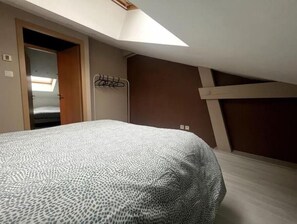 2 bedrooms, WiFi - Camping à Domicile (Cattenom)