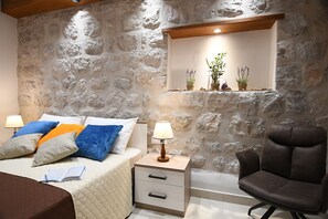 1 室のベッドルーム、アイロン / アイロン台、WiFi、ベッドシーツ