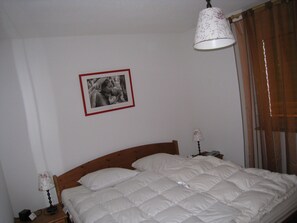 4 Schlafzimmer, Bügeleisen/Bügelbrett, WLAN, Bettwäsche