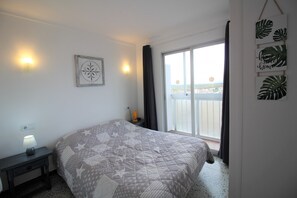 2 間睡房、熨斗/熨衫板、可攜式嬰兒床、Wi-Fi