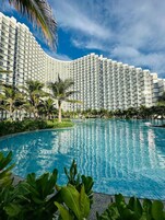 2 piscinas al aire libre