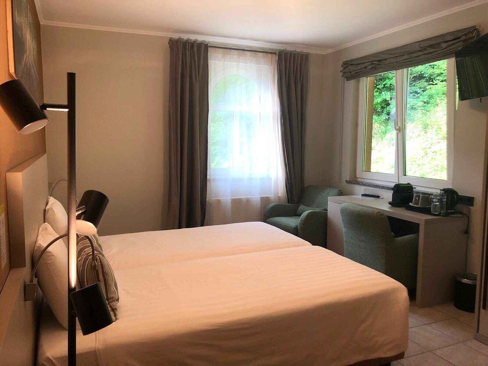 Standard Twin Room | In-room safe, individually furnished, laptop workspace, blackout drapes