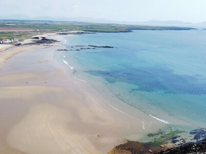 Breeze Cottage 2 bed Beach property - Pass the Keys