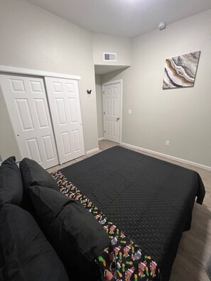 2 bedrooms, free WiFi - Luxurious home in Central

 (El Paso)