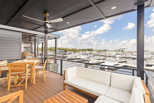Sanctuary @ The Cove Riverwalk Villas