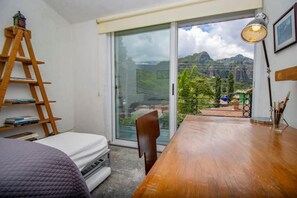 3 bedrooms - New! Bamboo Magic Mountain Pool & Descanso (Tepoztlán)