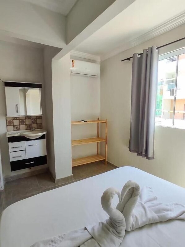 Basic Room | Free WiFi - Pousada FJ Porto (Ipojuca)