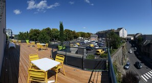 Outdoor dining - Residence Appart'en ville Studio 2 persons (Saint-Flour)