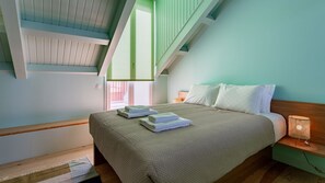 Free WiFi, bed sheets - Pombaline Building W/Pool - Apt 5 by LovelyStay (Vila Real de Santo António)