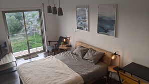 3 soverom, strykejern/-brett, wi-fi (inkludert) og sengetøy