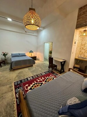 1 bedroom, free WiFi, bed sheets - Studio apartment -B- in the old city

 (Cartagena de Indias)