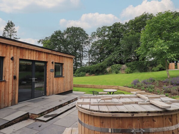 Cottage | Terrace/patio - The Gardener's Retreat (Penrith)