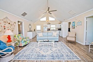 TV, DVD player - Vitamin Sea, Almost Oceanfront House in Emerald Isle, NC! (Emerald Isle)