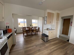 独立别墅 | 私人厨房 | 电热水壶、烤面包机