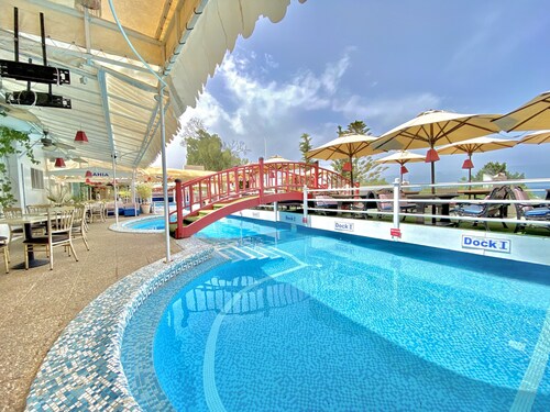 Hotel Plaza Corniche