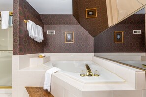 Penthouse | Bathroom amenities | Free toiletries, hair dryer, bathrobes, towels - The Shaffner Inn (Winston-Salem)
