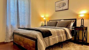 2 bedrooms, desk, iron/ironing board, WiFi
