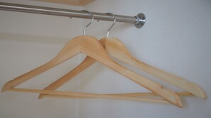 1 slaapkamer, een bureau, gratis wifi, beddengoed