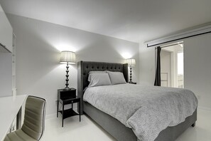 2 soverom, strykejern/-brett, wi-fi og sengetøy