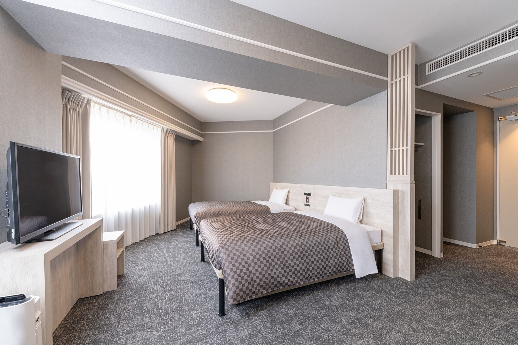 1 soverom, skrivebord, wi-fi (inkludert) og sengetøy