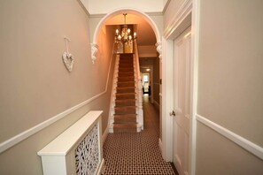 Interior - Luxurious Victorian Home by the sea - Myana House (Lowestoft)