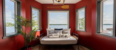 2 camere, una scrivania, Wi-Fi, lenzuola