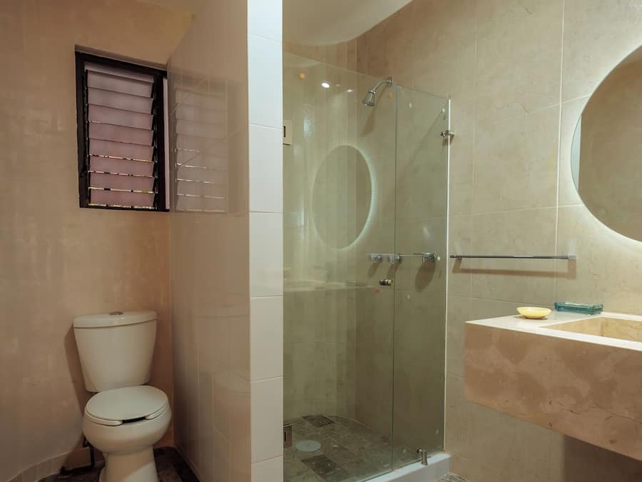 Apartment | Bathroom | Shower, towels