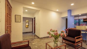 Apartamento | Área de estar | TV LED 32 polegadas com canais a cabo