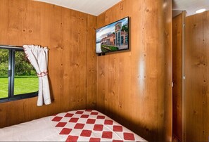 1 chambre, fer et planche Ă repasser, Wi-Fi, literie fournie